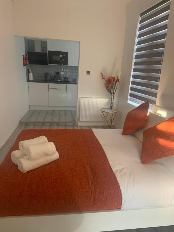 Bloomsbury House - Modern Near Anfield Liverpool